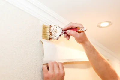 Pose de papier peint à Louans — revêtements muraux et toiles de verre